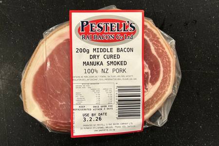 middle-bacon